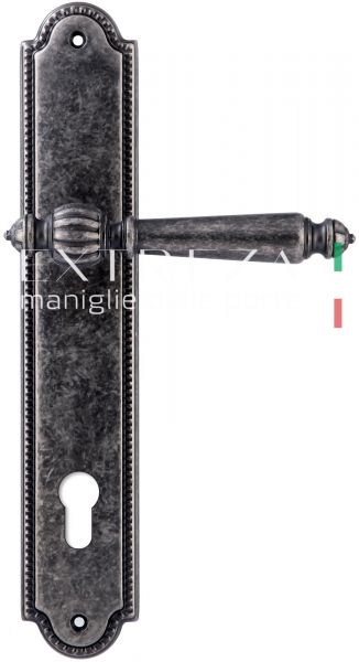 121302 Дверная ручка на планке PL03 EXTREZA DANIEL 308  CYL античное серебро F45 классика многослойн