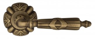VNZ2257 Дверная ручка на круглой розетке VENEZIA ANNETA D5 матовая бронза классика латунь Италия