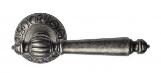 VNZ956 Дверная ручка на круглой розетке VENEZIA PELLESTRINA D4 античное серебро классика латунь Итал
