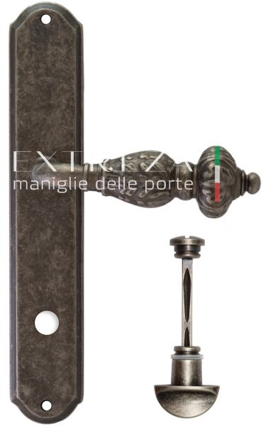 121399 Дверная ручка на планке PL01 EXTREZA TESLA  315 WC античное серебро F45 классика многослойное