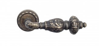 VNZ087 Дверная ручка на круглой розетке VENEZIA LUCRECIA D2 античная бронза классика латунь Италия