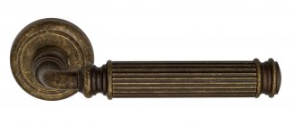 VNZ2988 Дверная ручка на круглой розетке VENEZIA MOSCA D1 античная бронза классика латунь Италия