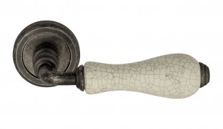 VNZ045 Дверная ручка на круглой розетке VENEZIA COLOSSEO D1 античное серебро классика латунь Италия