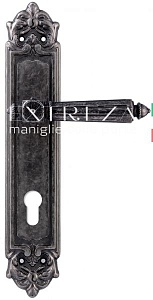 120051 Дверная ручка на планке PL02 EXTREZA LEON 303 CYL античное серебро F45 классика многослойное 