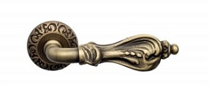 VNZ063 Дверная ручка на круглой розетке VENEZIA FLORENCE D3 матовая бронза классика латунь Италия