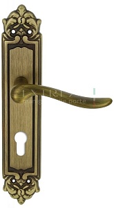 121501 Дверная ручка на планке PL02 EXTREZA TOLEDO 323 CYL матовая бронза F03 классика многослойное 