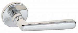FCT723 Дверная ручка на круглой розетке Fratelli Cattini ESSA 7.7-CR полированный хром латунь Италия