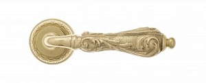 VNZ114 Дверная ручка на круглой розетке VENEZIA MONTE CRISTO D2 полированная латунь классика латунь 