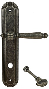 120918 Дверная ручка на планке PL05 EXTREZA DANIEL 308  WC античное серебро F45 классика многослойно