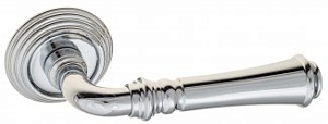 FCT802 Дверная ручка на круглой розетке Fratelli Cattini GRACIA D8-CR полированный хром латунь Итали
