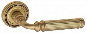 VNZ4013 Дверная ручка на круглой розетке VENEZIA MOSCA D3 французское золото классика латунь Италия