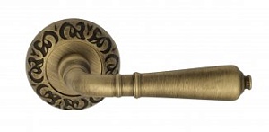 VNZ1345 Дверная ручка на круглой розетке VENEZIA VIGNOLE D4 матовая бронза классика латунь Италия