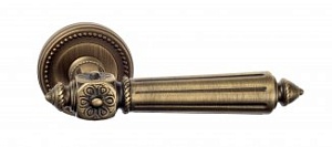 VNZ027 Дверная ручка на круглой розетке VENEZIA CASTELLO D3 матовая бронза классика латунь Италия