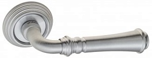 FCT801 Дверная ручка на круглой розетке Fratelli Cattini GRACIA D8-CS матовый хром латунь Италия