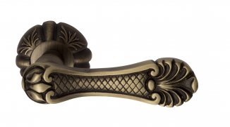 VNZ2204 Дверная ручка на круглой розетке VENEZIA FENICE D5 матовая бронза классика латунь Италия