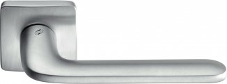 CLB006 Дверная ручка на квадратной розетке COLOMBO Roboquattro S ID51RSB-CM матовый хром модерн мног
