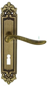 121502 Дверная ручка на планке PL02 EXTREZA TOLEDO 323 KEY матовая бронза F03 классика многослойное 