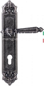 120441 Дверная ручка на планке PL02 EXTREZA DANIEL 308  CYL античное серебро F45 классика многослойн