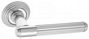 VNZ4118 Дверная ручка на круглой розетке VENEZIA EXA TUBE D8 полированный хром классика латунь Итали